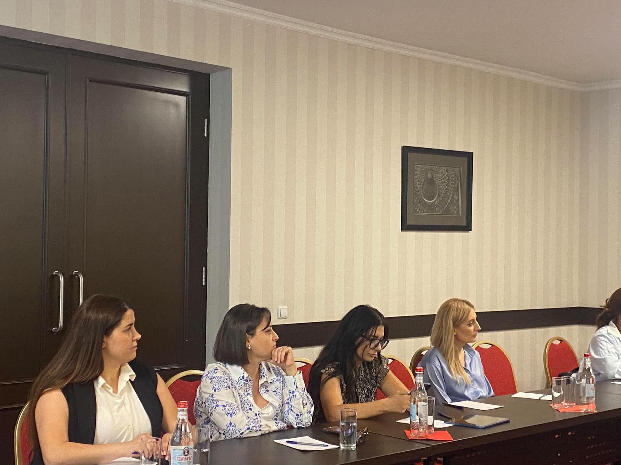 Դիտորդների խմբի անդամները մասնակցել են «Քրեակատարողական և պրոբացիայի ծառայություններում վերականգնողական աշխատանքի արտապատվիրակման տեսլական և կառուցակարգեր» թեմայով քննարկմանը